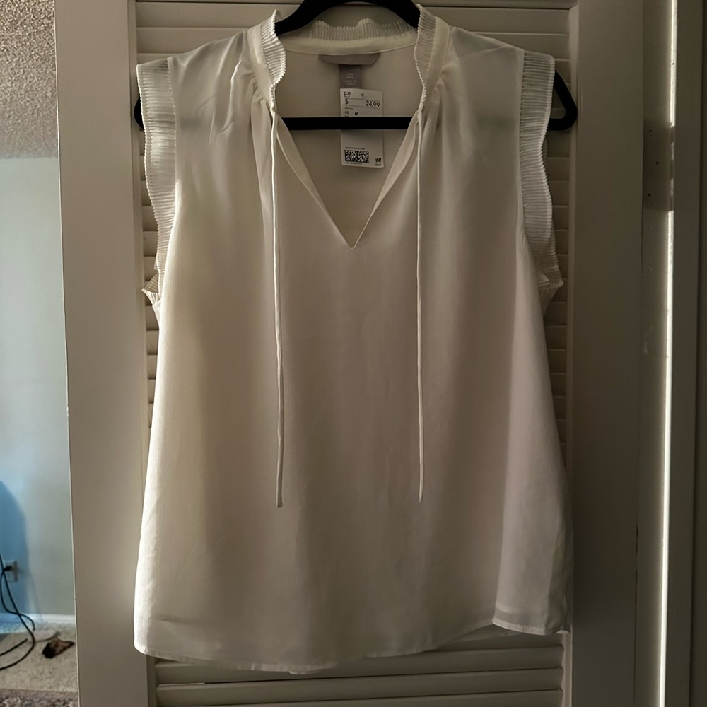 H&M White V-Neck Blouse with Ruffle Trim